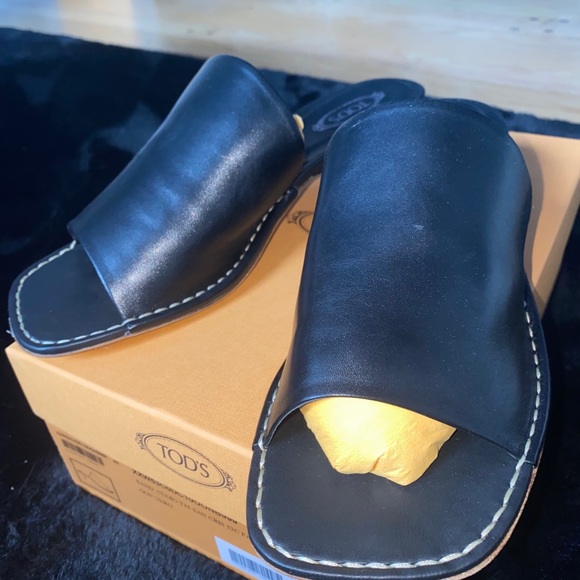 BRAND NEW Tod’s black leather mules size 40/US 9 - Picture 6 of 7